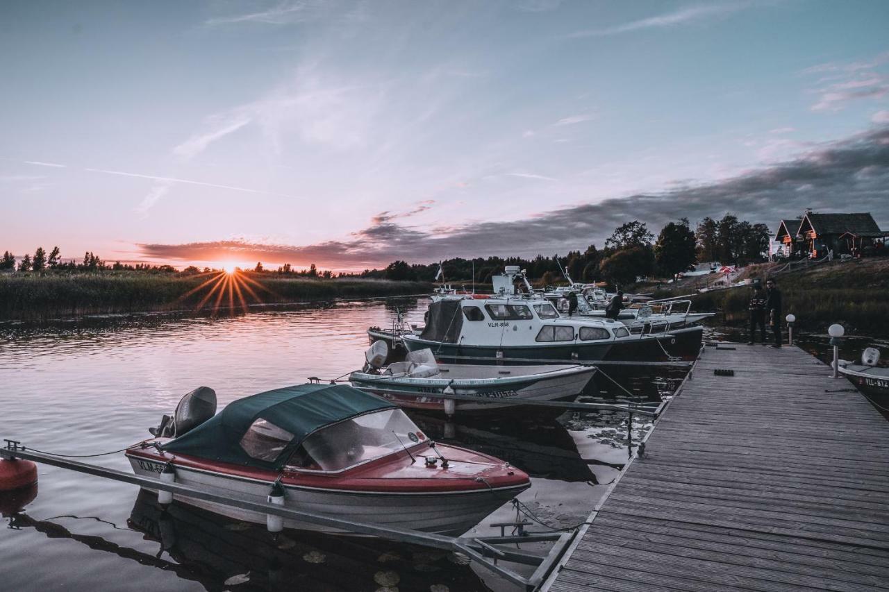 Kalurikula Fishing Village 페르누 외부 사진