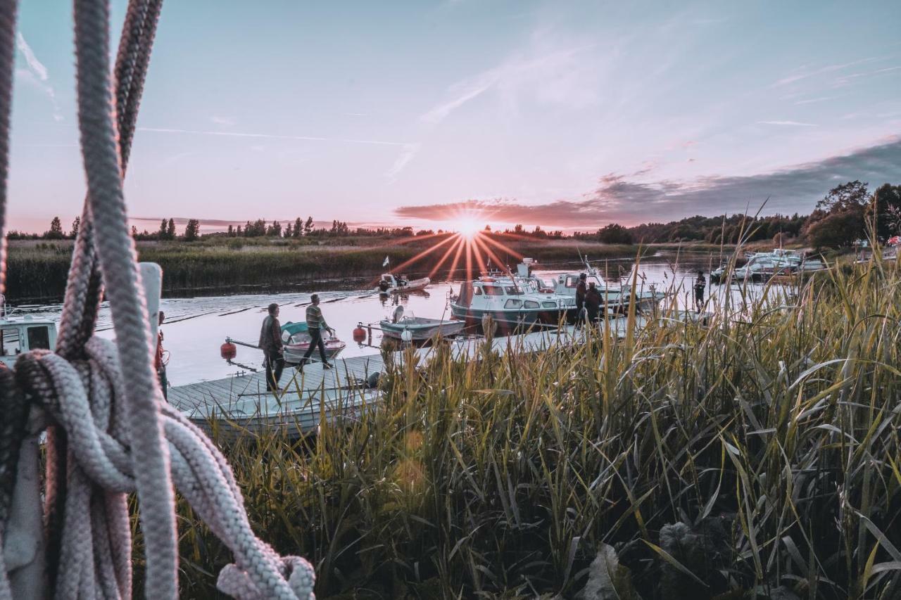 Kalurikula Fishing Village 페르누 외부 사진